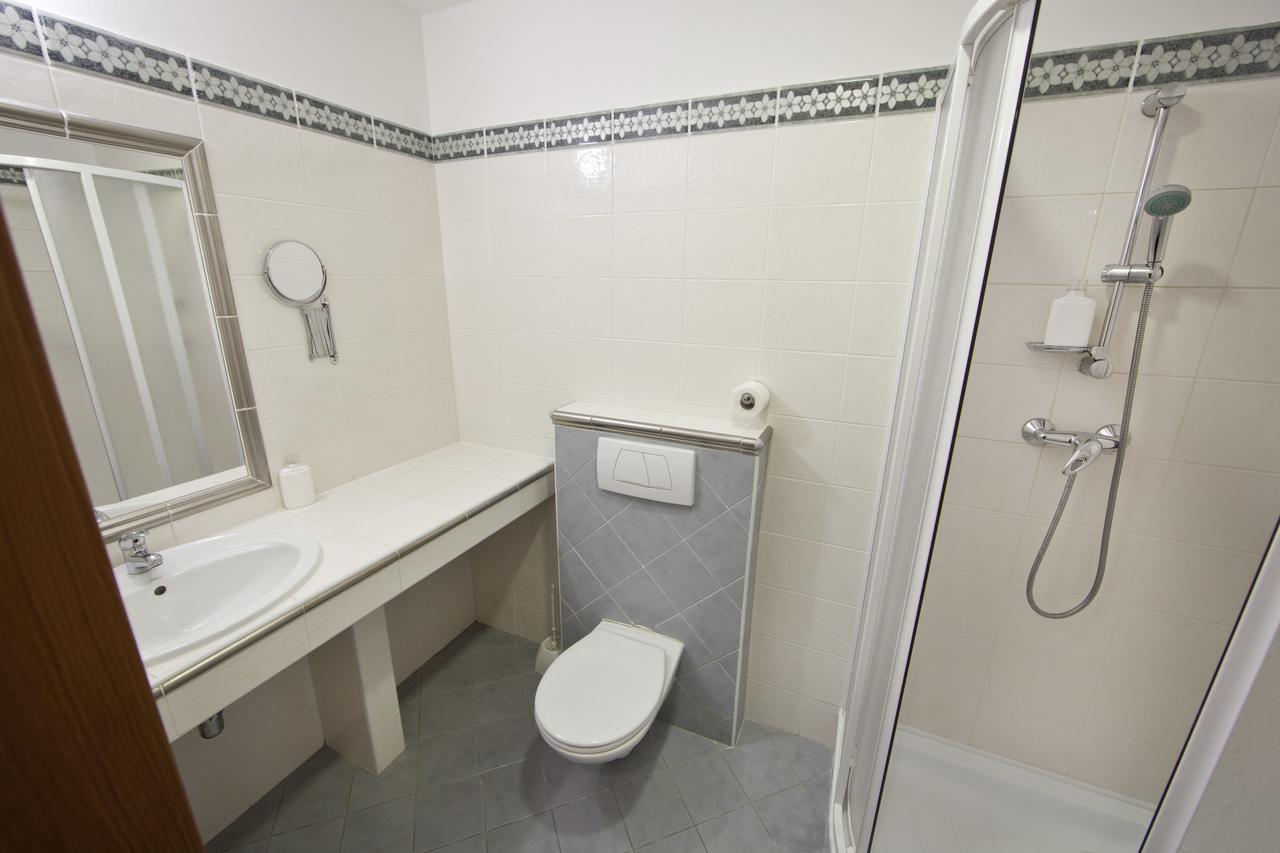 Rozmaryn Rooms & Apartments Rakovník Esterno foto
