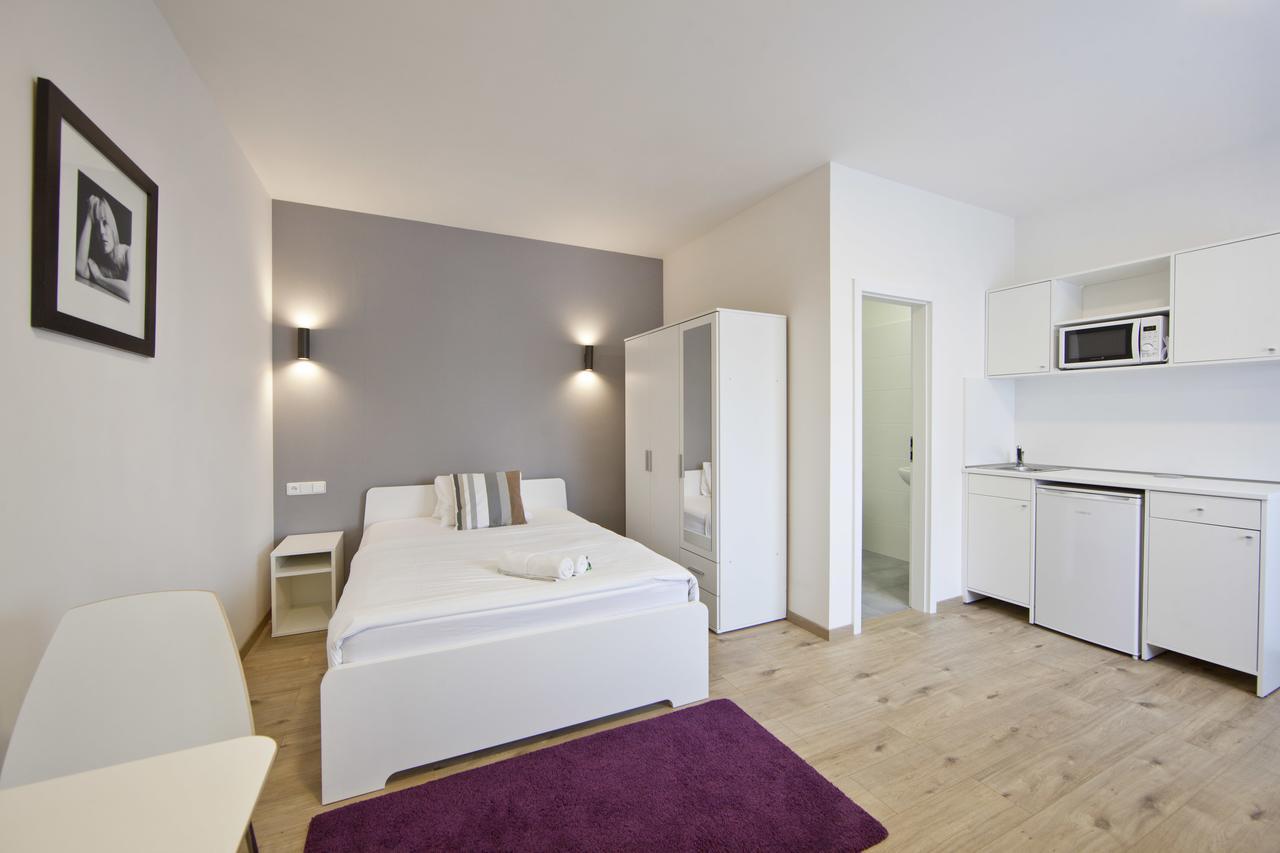 Rozmaryn Rooms & Apartments Rakovník Esterno foto